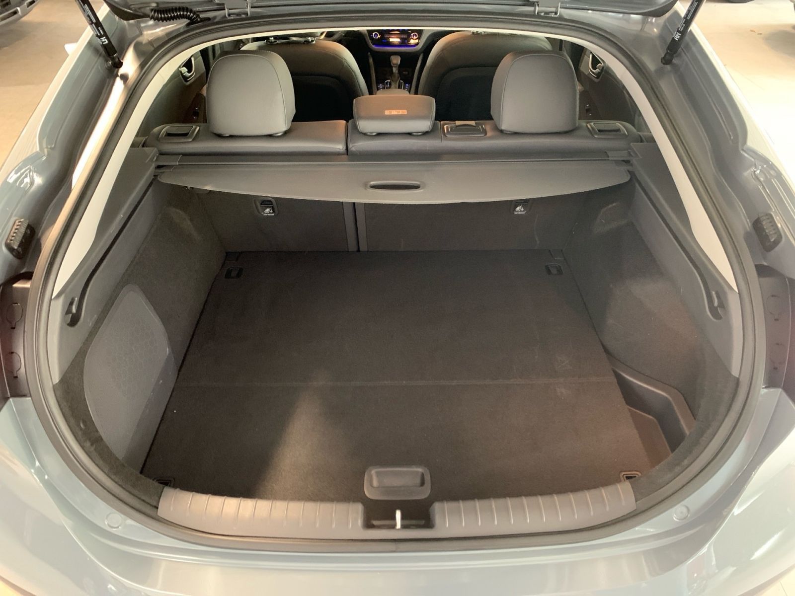 Fahrzeugabbildung Hyundai IONIQ 1,6 GDI Premium-Paket Hybrid