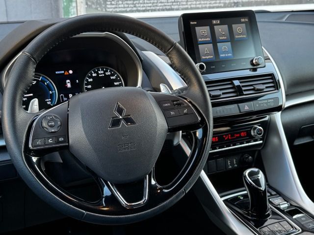 Fahrzeugabbildung Mitsubishi Eclipse Cross 2.4 MIVEC PLUS Navi*1.Hand