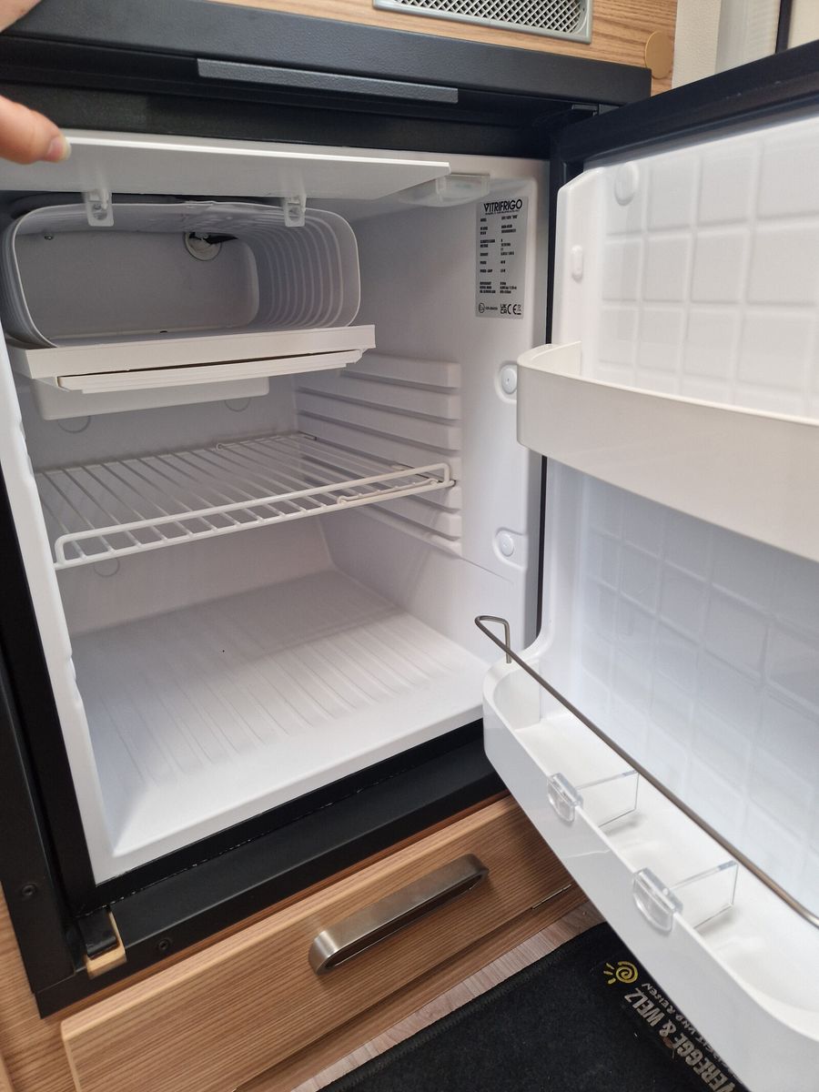 Fahrzeugabbildung T@b BASIC 320