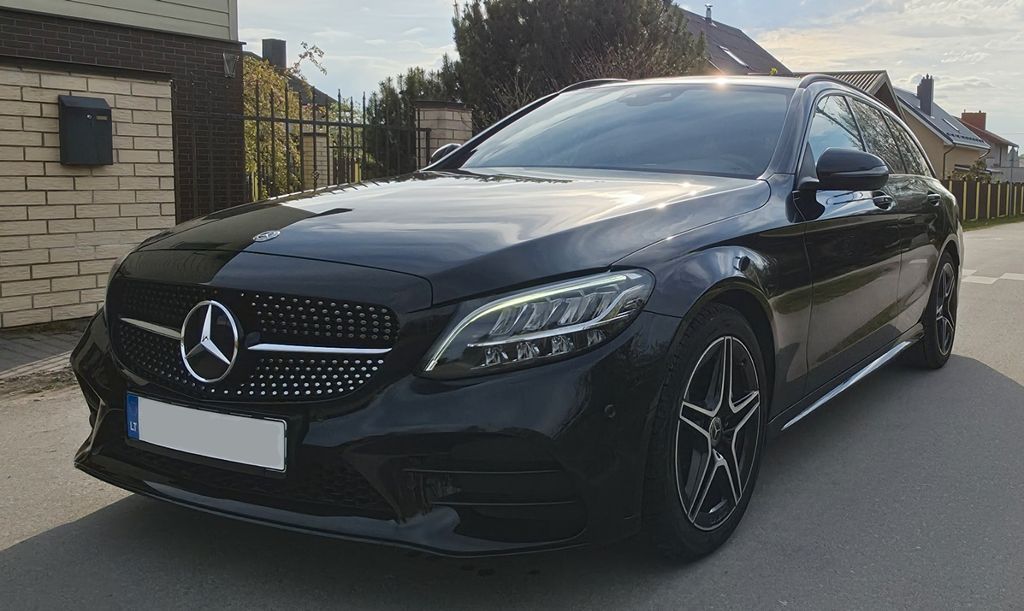 Image of Mercedes-Benz C 180