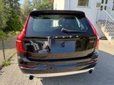 Volvo XC90 D5 AWD Geartronic Momentum,Panorama,RKamera - Volvo XC90 von privat