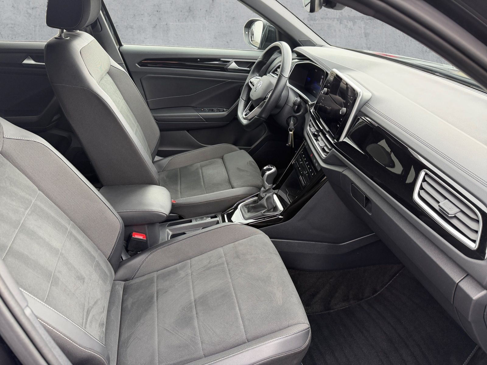 Volkswagen T-Roc - Bild 13