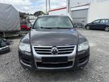 Volkswagen Touareg 3.0 V6 TDI Tiptronic - Klima - Leder  - VW Touareg Gebrauchtwagen in Bonn