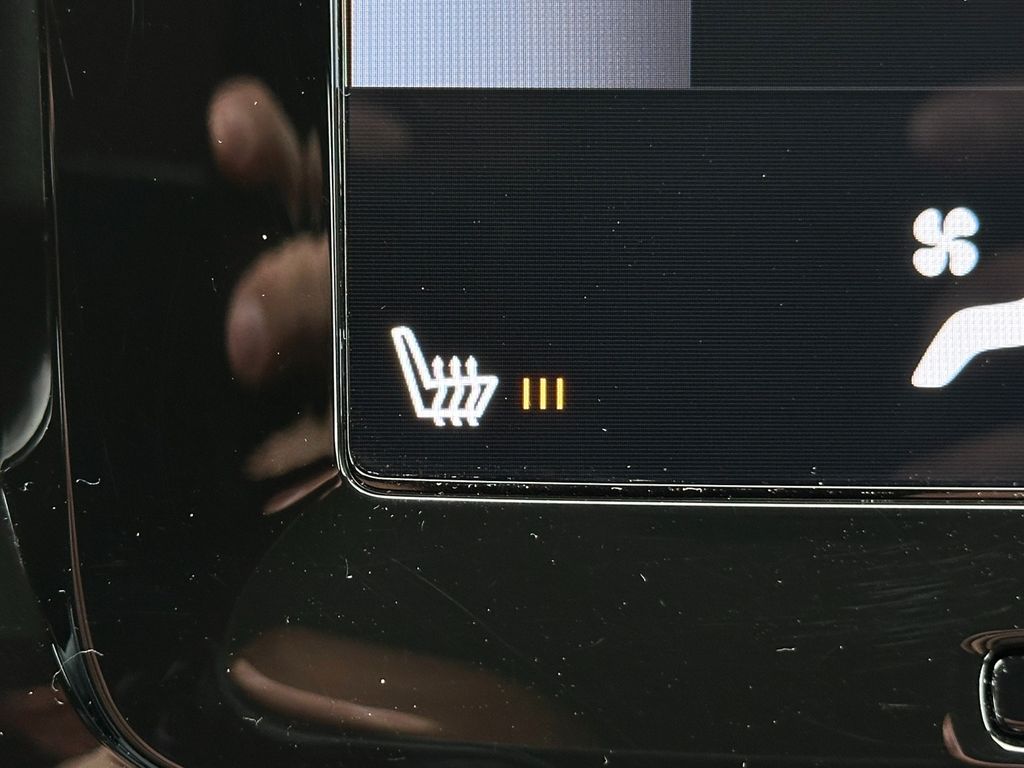 Volvo XC40 T3 Momentum Pro *AHK*Kamera*Sitzh.*Navi*