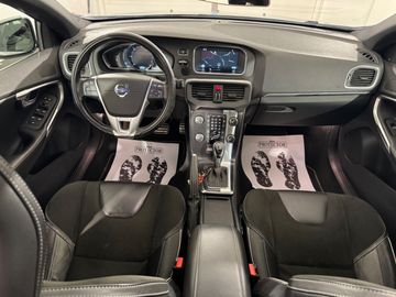 Volvo V40 - 8
