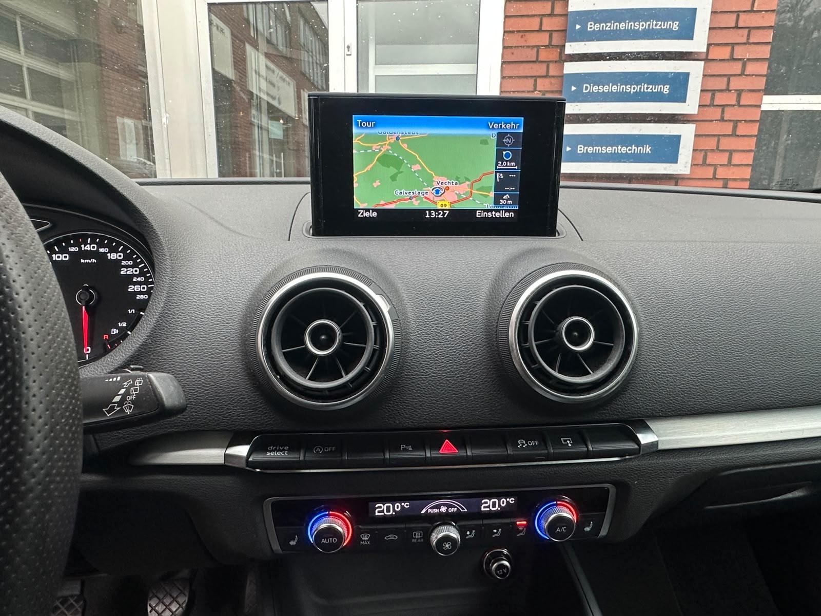Audi A3 2015 — photo 16
