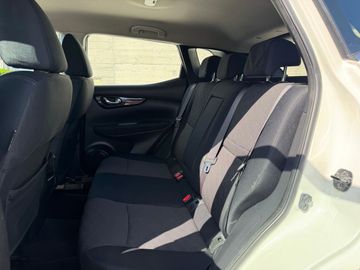 Nissan Qashqai - 10
