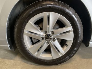 Volkswagen Golf - 4