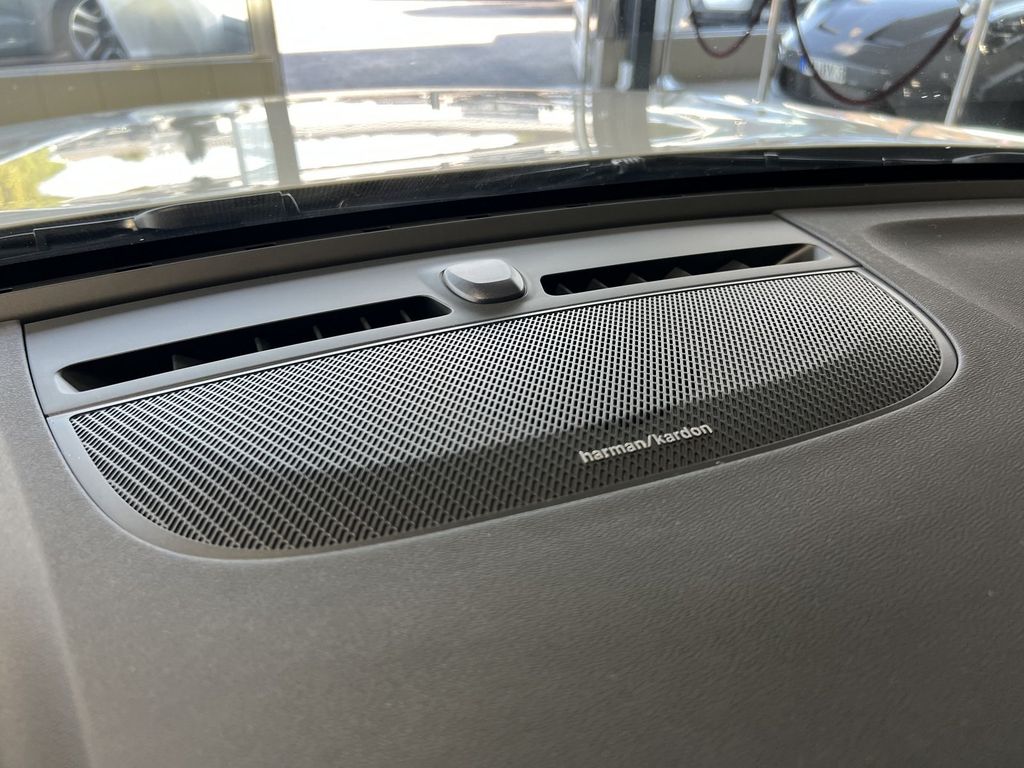 Volvo XC40 B3 Plus Dark ACC BLIS 360° H/K LED Navi SHZ
