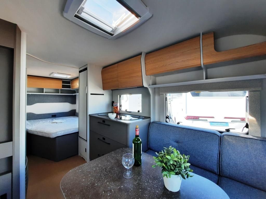 Fahrzeug Übersicht 10 Fahrzeugabbildung Bürstner B66 465 TS Verfüg./Sparen Sie 3.810,- €