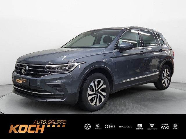 Volkswagen Tiguan eHybrid Active Navi LED AHK Kamera ACC