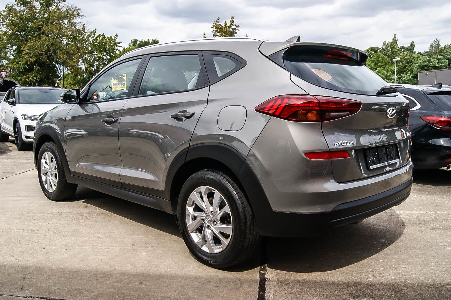 Fahrzeugabbildung Hyundai Tucson 1.6 GDI LED SCHEINWERFER NAVI KAMERA SIHZ