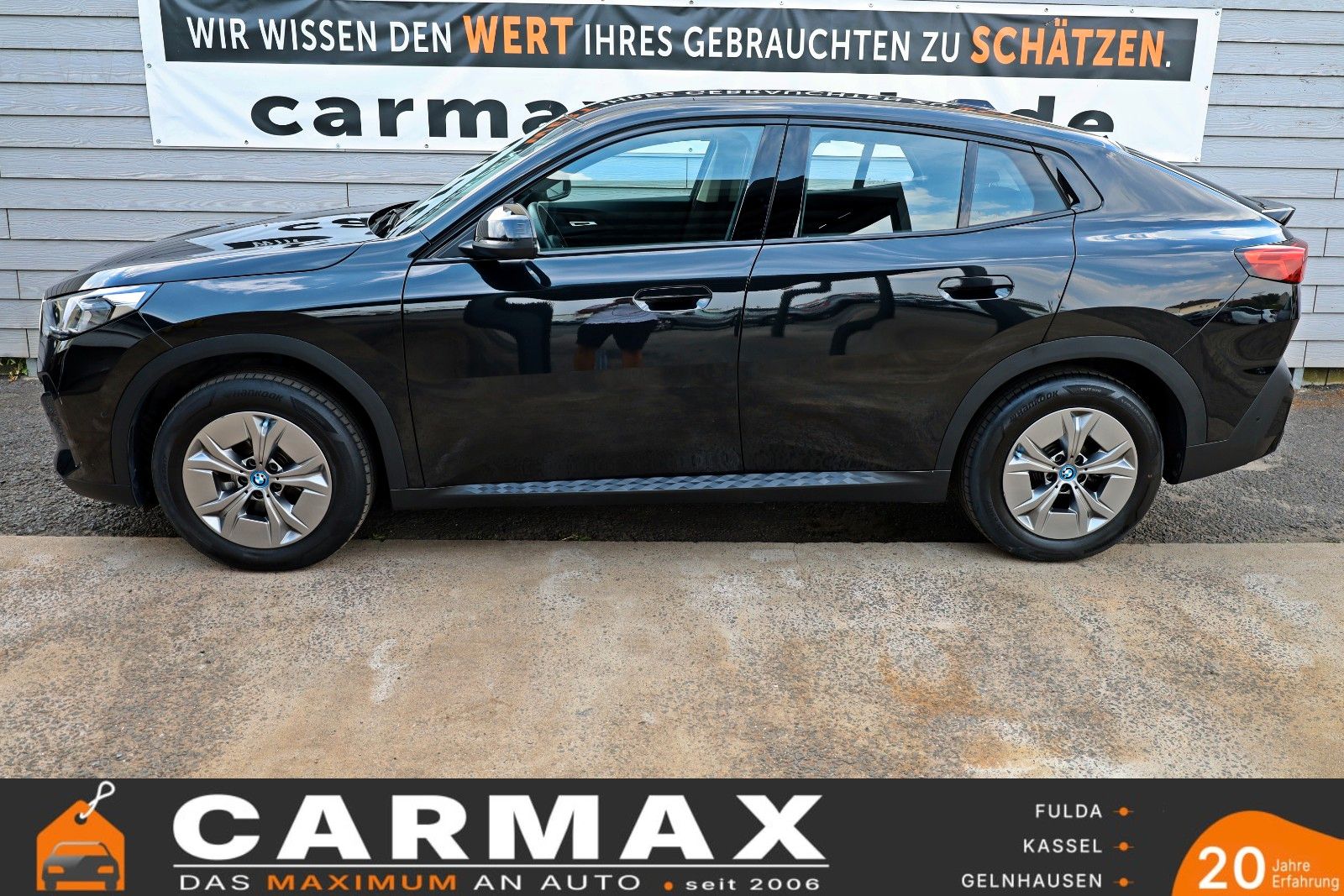 Fahrzeugabbildung BMW iX2 20 eDrive,Navi,LED,SH,Kamera,Ausparkassist