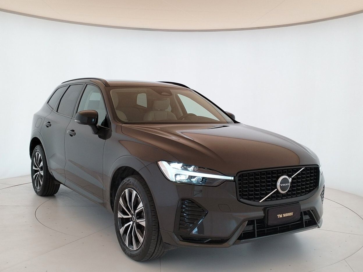 Volvo VOLVO XC60 2.0 b4 Plus Dark awd auto imagem 3