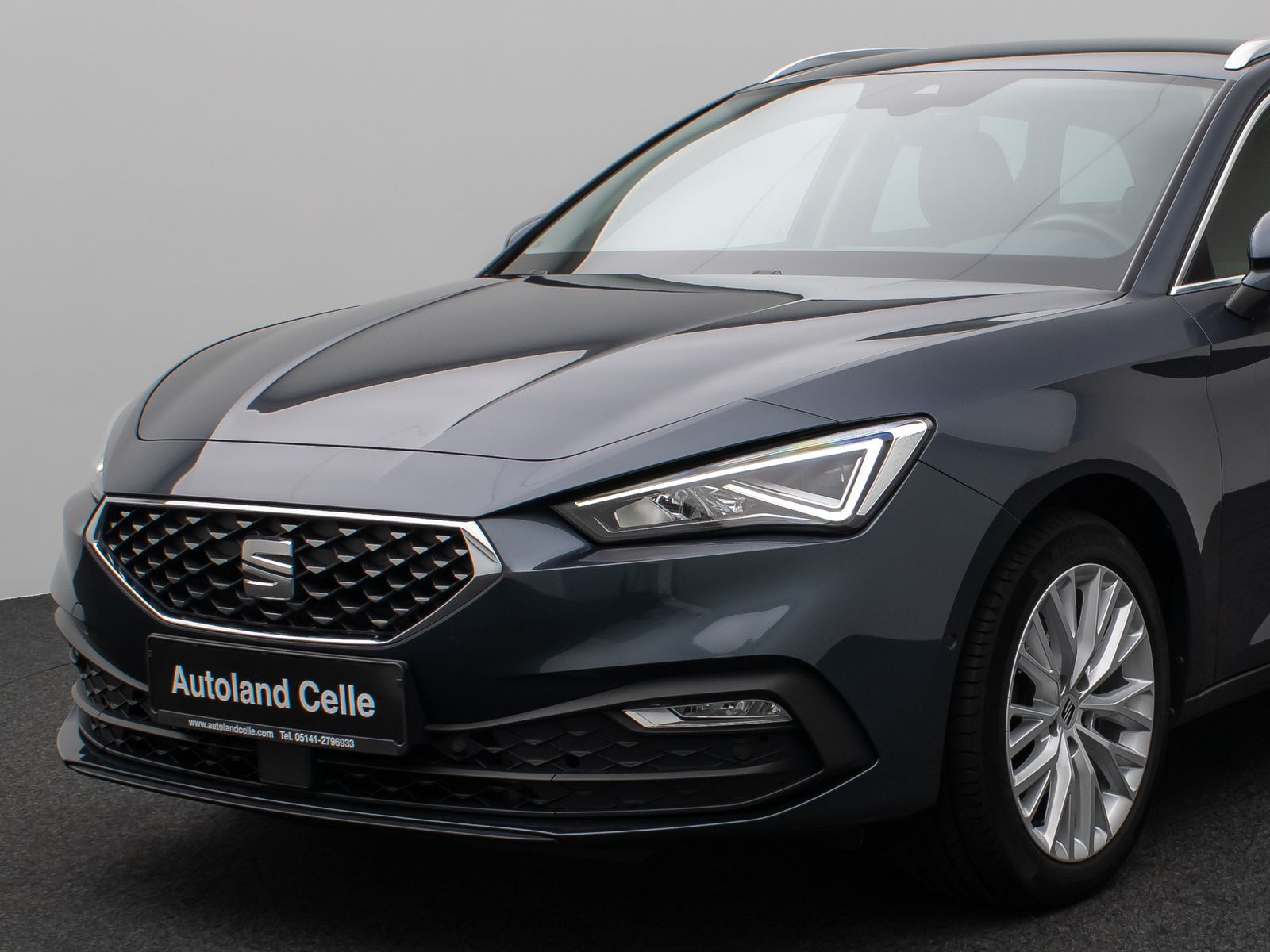 Fahrzeugabbildung SEAT Leon Sportstourer Xcellence Kamera LED 8fach ACC