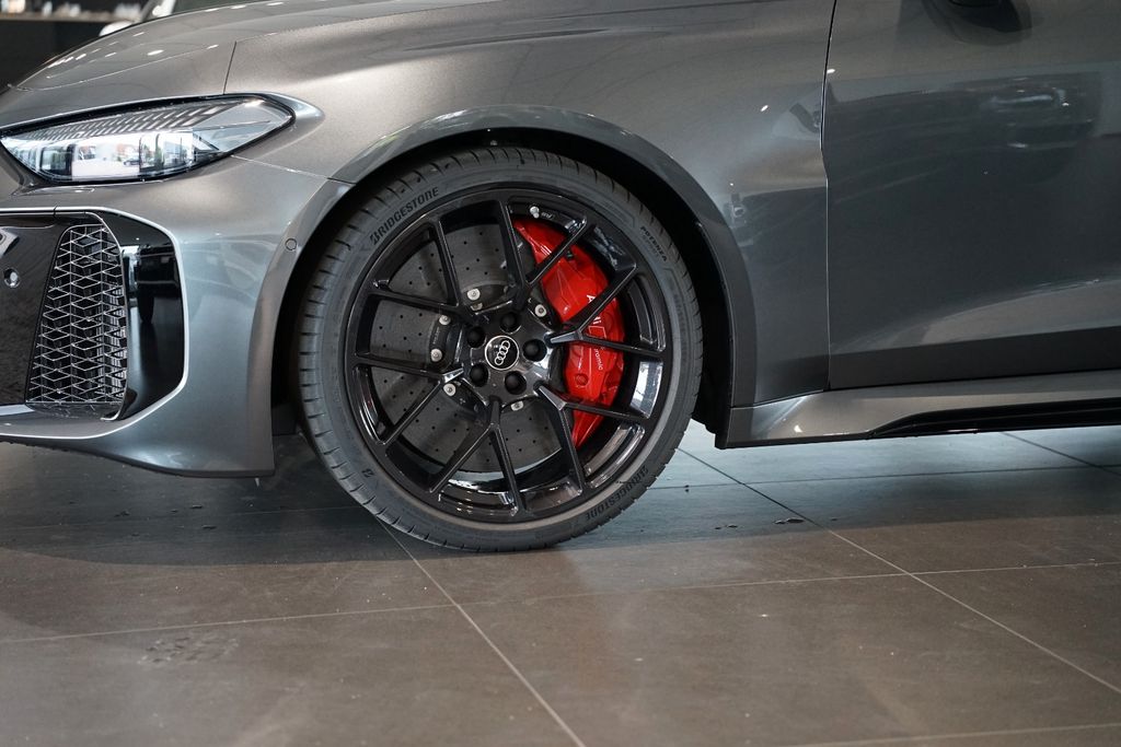 AUDI RS5 Avant | HuD | Ceramic | Pano | Tech pro AUDI RS5 Avant | HuD | Ceramic | Pano | Tech pro