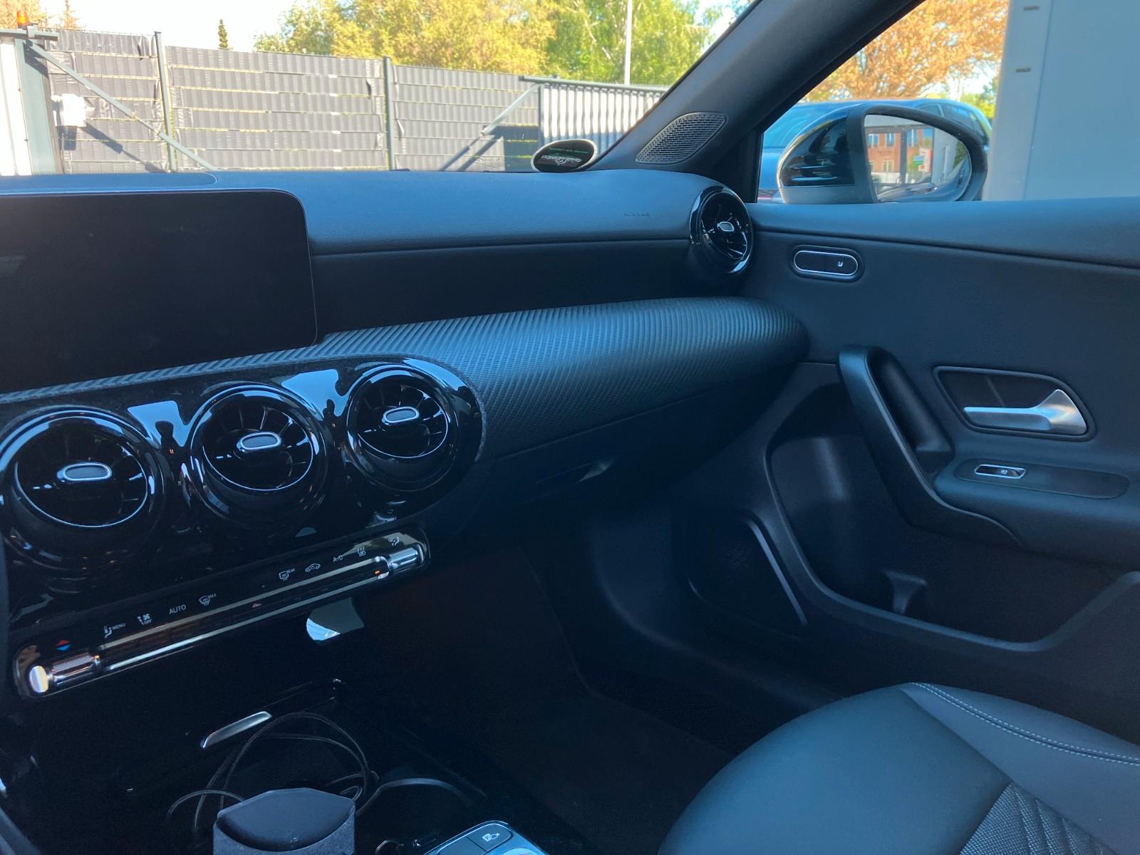 Mercedes-Benz A 250 e