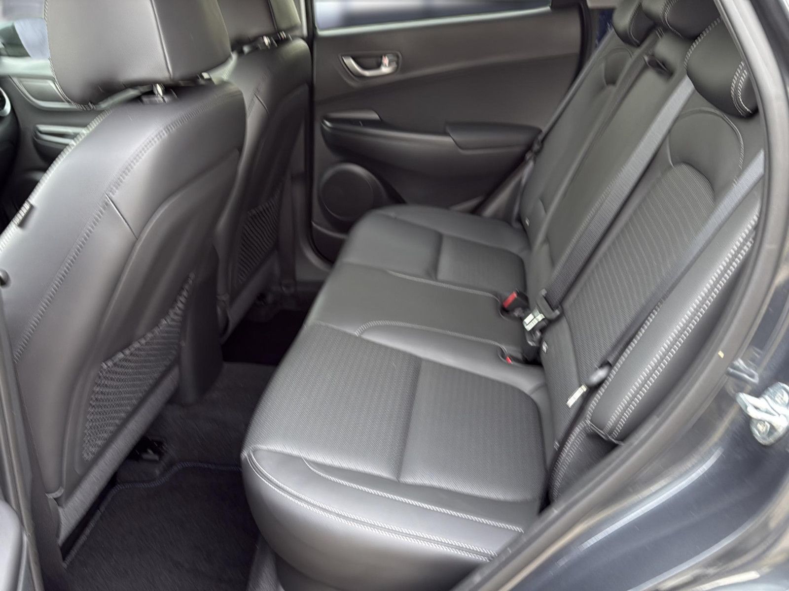 Fahrzeugabbildung Hyundai Kona Premium 4WD/ Leder/ unfallfrei