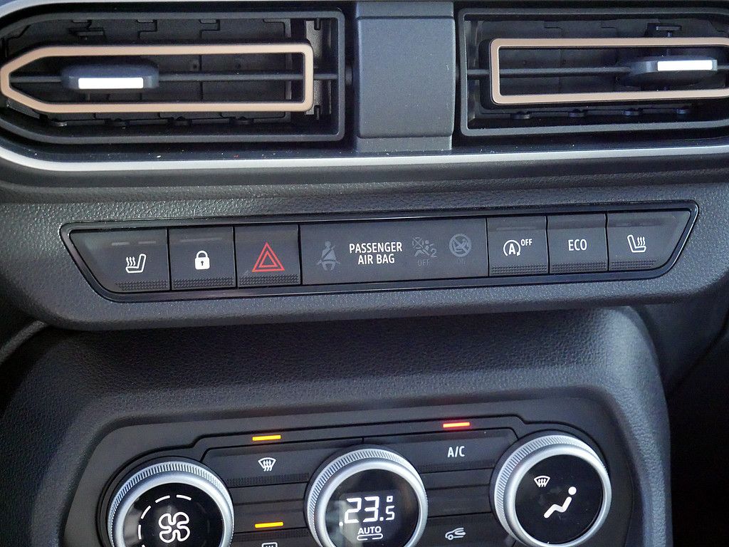 Fahrzeugabbildung Dacia Sandero Stepway Expression TCe 90 CVT Automatik