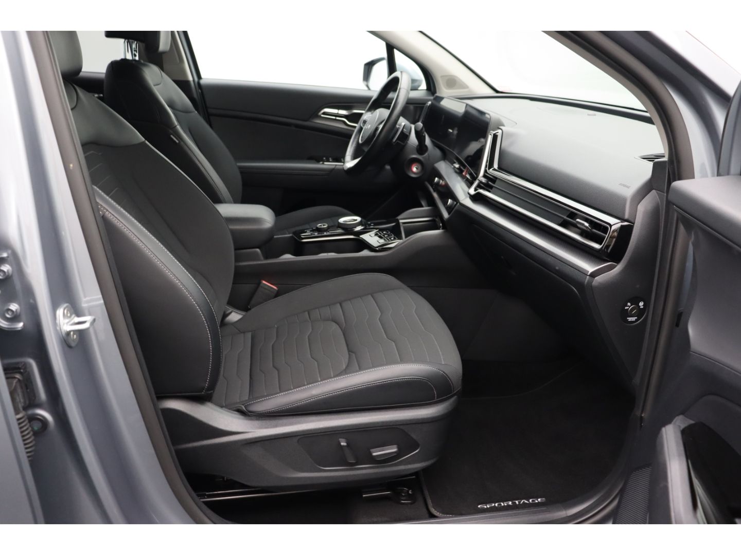 Fahrzeugabbildung Kia Sportage 1.6 T-GDI Plug-in Hybrid 4WD LED Kamera