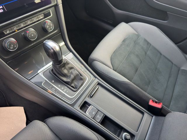 Golf VII Variant 1.5 TSI Comfortline Bluetooth