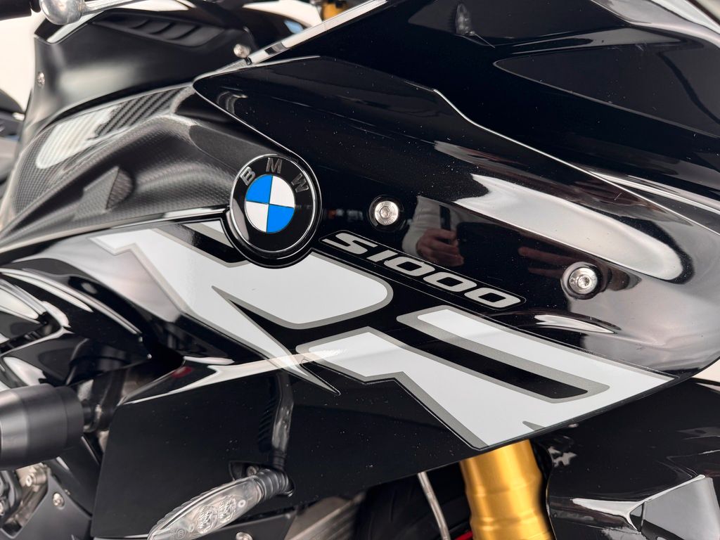Fahrzeugabbildung BMW S1000RR *TOP-ZUSTAND *REIFEN NEU *SERVICE NEU
