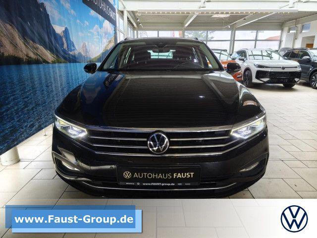 Volkswagen Passat Variant Business DSG Navi LED Matrix AHK