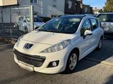 Peugeot 207 SW Tendance Pano AHK 2.Hand Tüv.07.2027 - Peugeot 207 Tendance mit Benzin-Antrieb