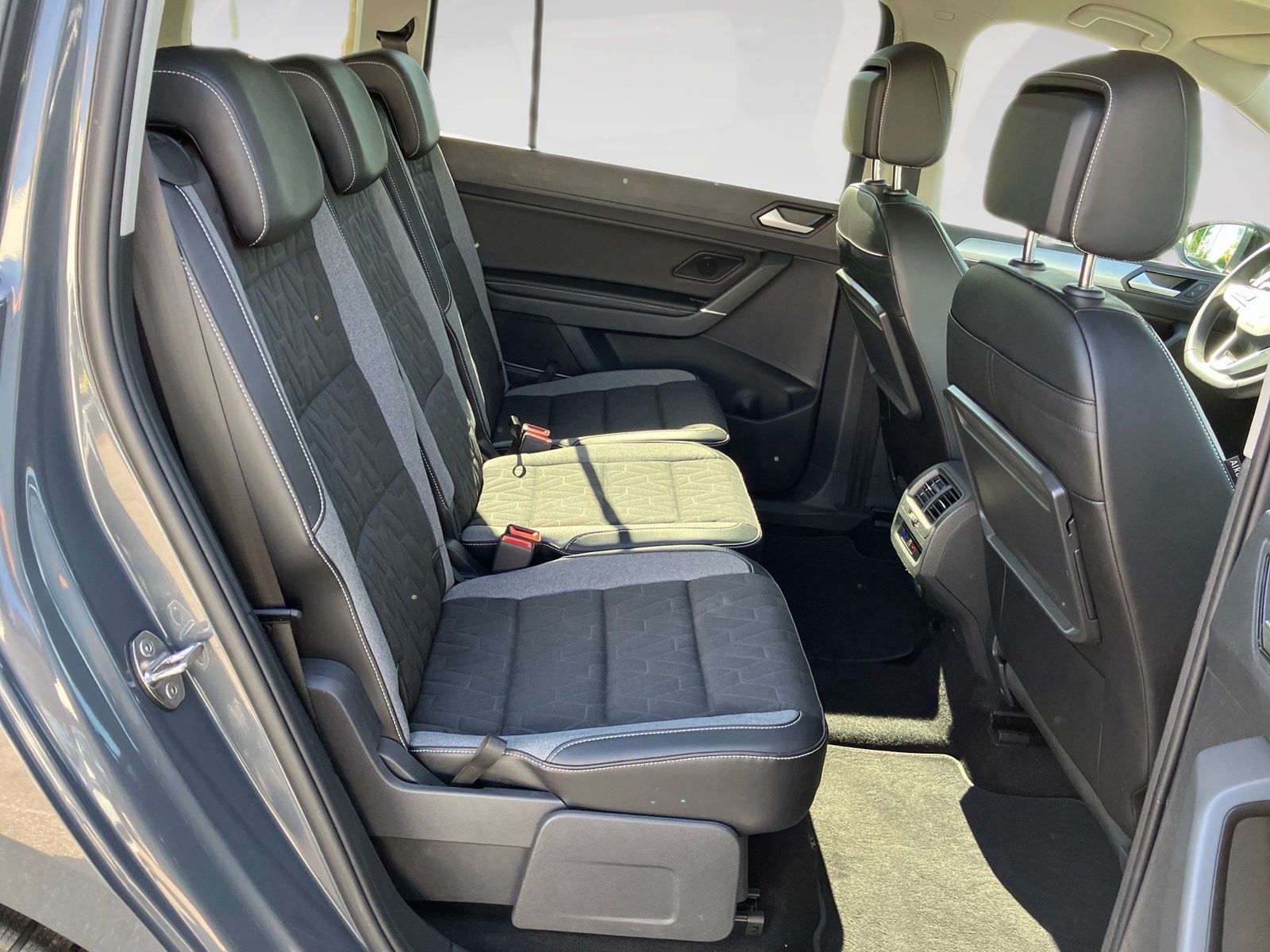 Volkswagen Touran - Bild 10