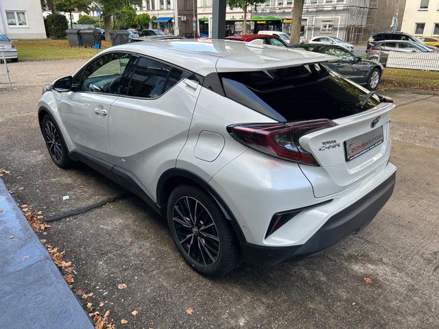 Fahrzeugabbildung Toyota C-HR Hybrid Team D+Kamera+Navi+LED+BT+PDC+SHZ+BC