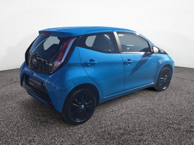 AYGO 1.0 x-cite KLIMA RÜCKFAHRKAMERA