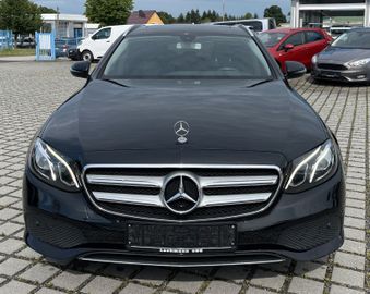 Mercedes E 220 - 2