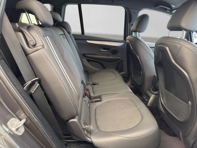 Fahrzeugabbildung BMW 218i Gran Tourer M Sport+7-Sitzer+LED+Navi+AHK