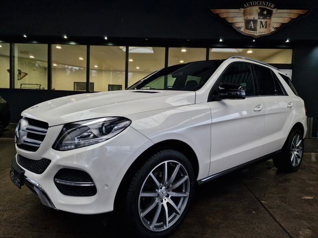 MERCEDES-BENZ GLE 350d 4Matic Panorama/LEDER/AHK/Designo/20"