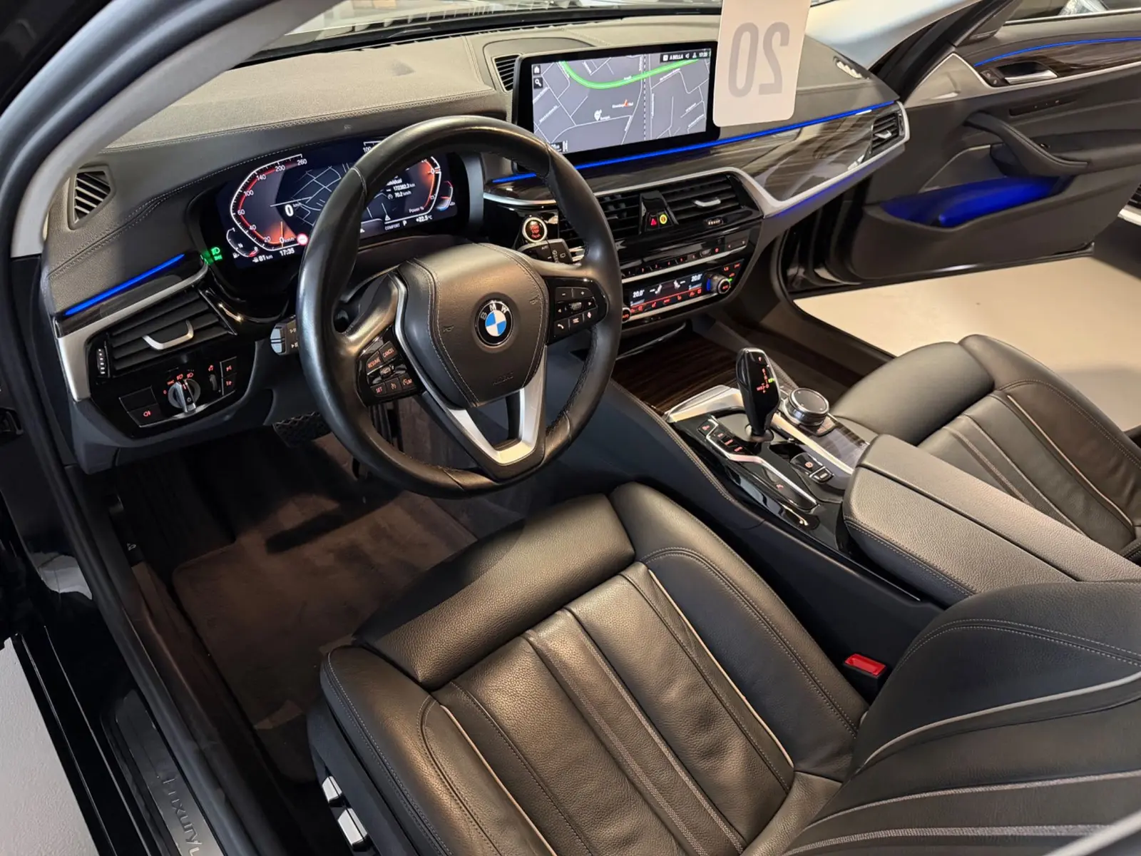 BMW 530 i Luxury Line H-KARDON/CAM/ACC/AHK/LEDER