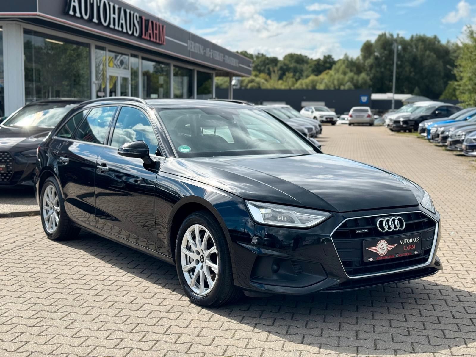 Audi A4 Avant 50 TDI QUATTRO"S-LINE"AHK*ABSTAND.*NAVI imagem 3