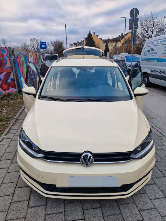 Image of Volkswagen Touran