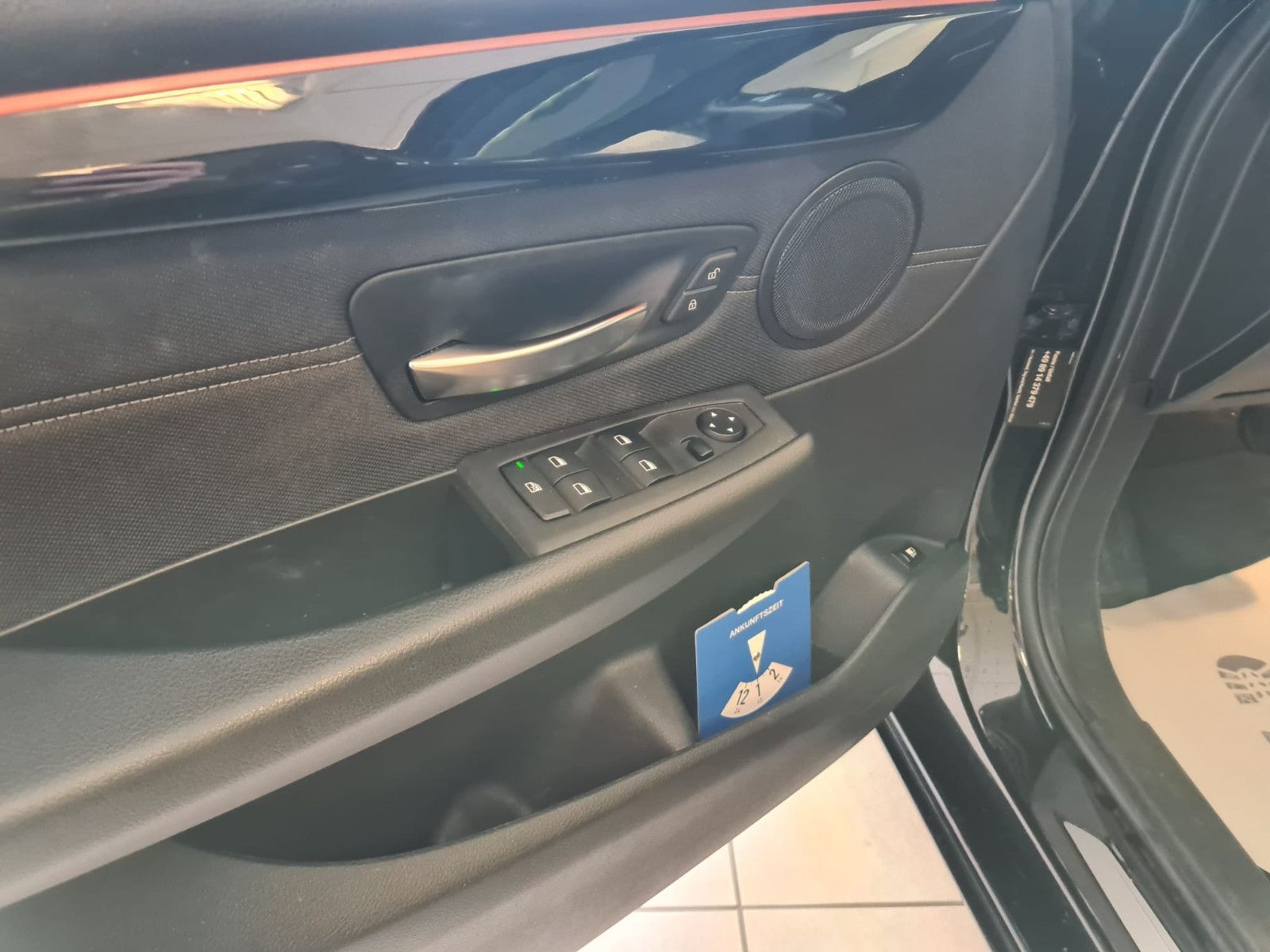 Fahrzeugabbildung BMW 225 Active Tourer 225xe/NAVI/ca. 30€ Steuer/Jahr