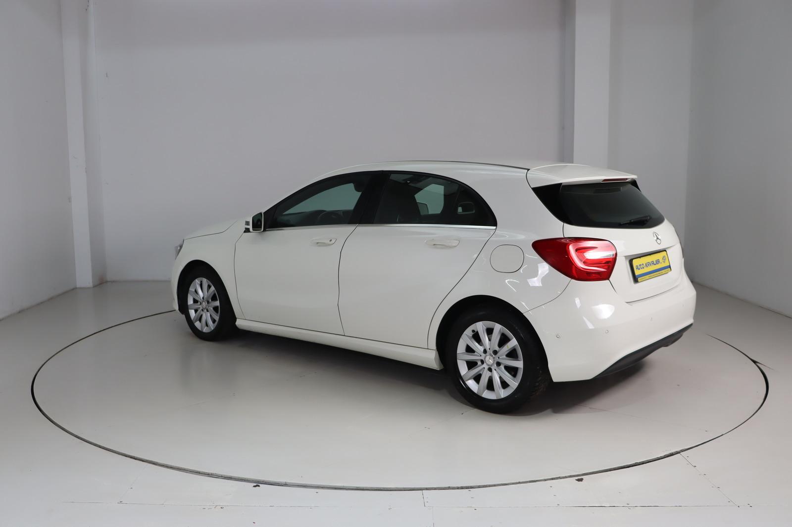 Mercedes-Benz A 180 Sitzhzg. * Xenon * HU/AU + Service neu