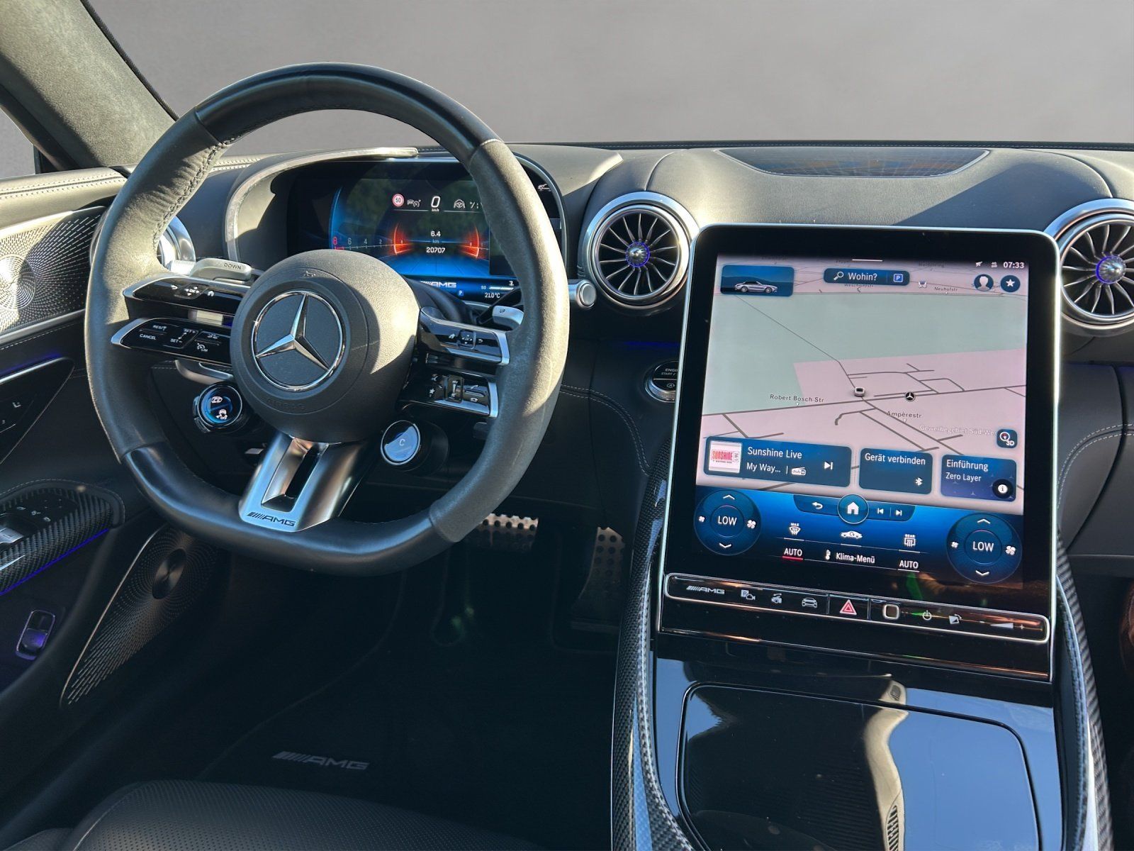 Fahrzeugabbildung Mercedes-Benz SL63 Prem+ DYNAMIC+ Lift KERAMIK BurmeHigh MAGNO
