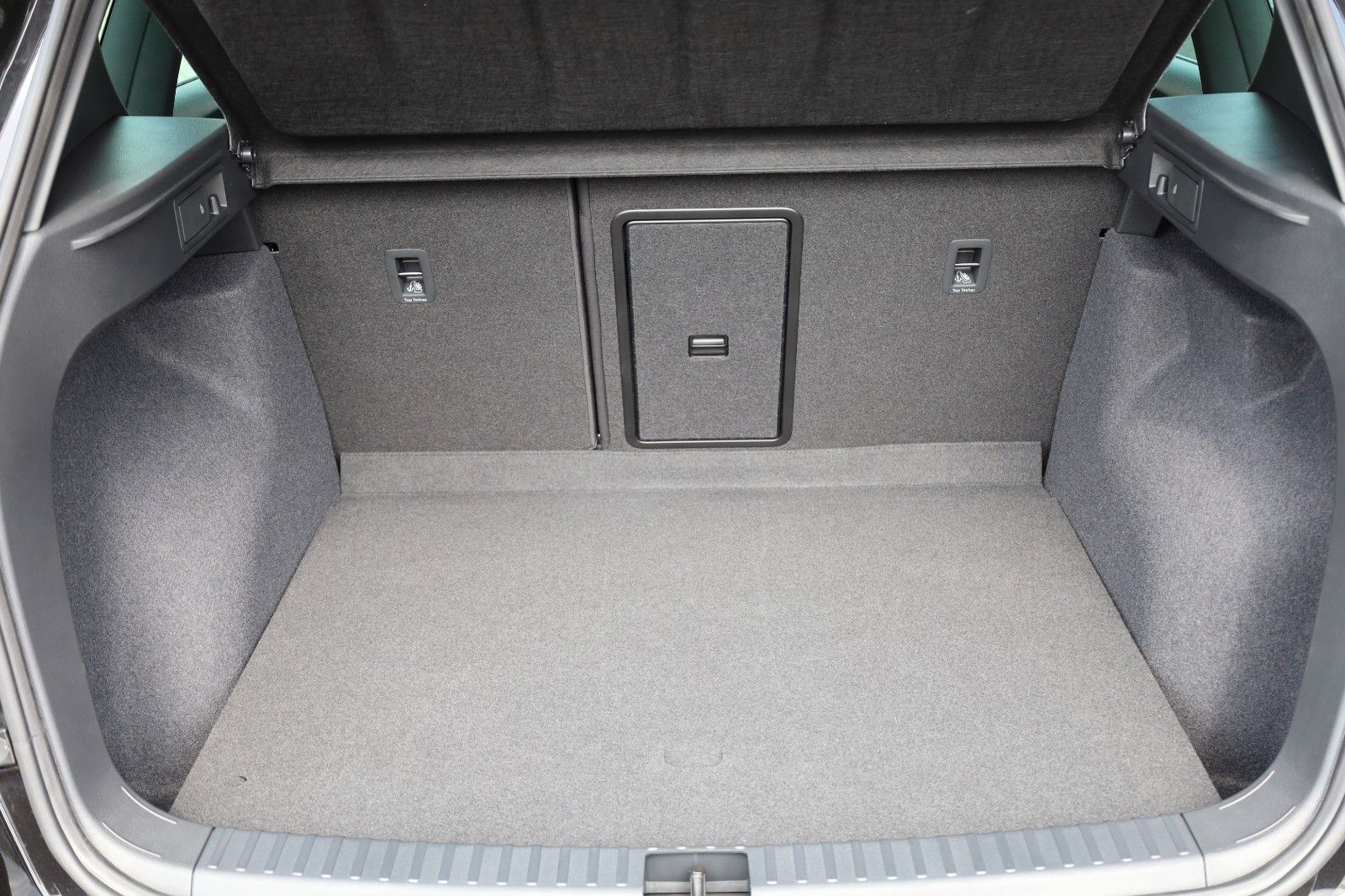 Fahrzeugabbildung CUPRA Ateca VZ 4Drive 2,0 TSI 7-Gang DSG*NAVI