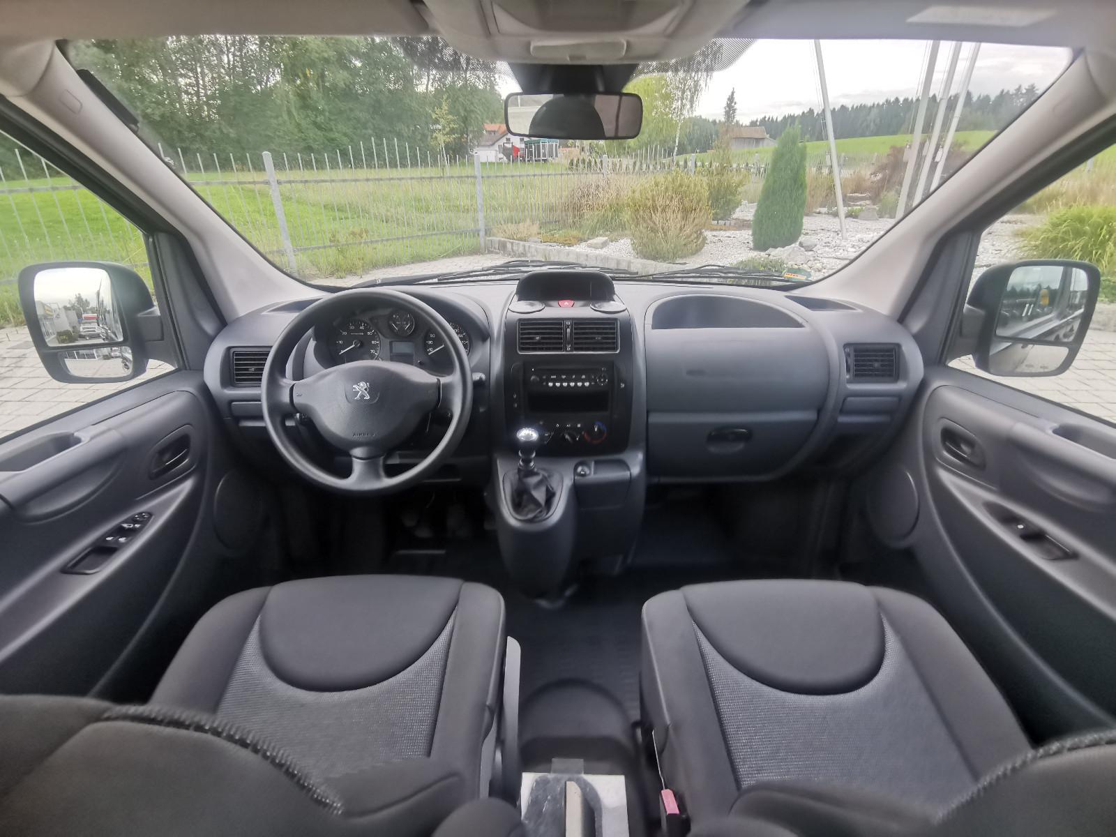 Peugeot Expert Kasten AHK