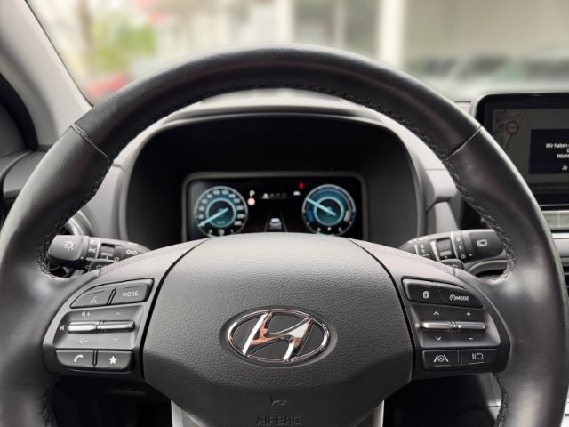 Fahrzeugabbildung Hyundai KONA Edition 30+ Elektro 2WD +KLIMA+NAVI+PDC+UVM