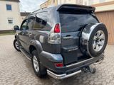 Toyota Land Cruiser 3.0 D-4D  120  AHK 3,5 T ALLRAD - Toyota Land Cruiser mit Diesel-Antrieb: 4.5