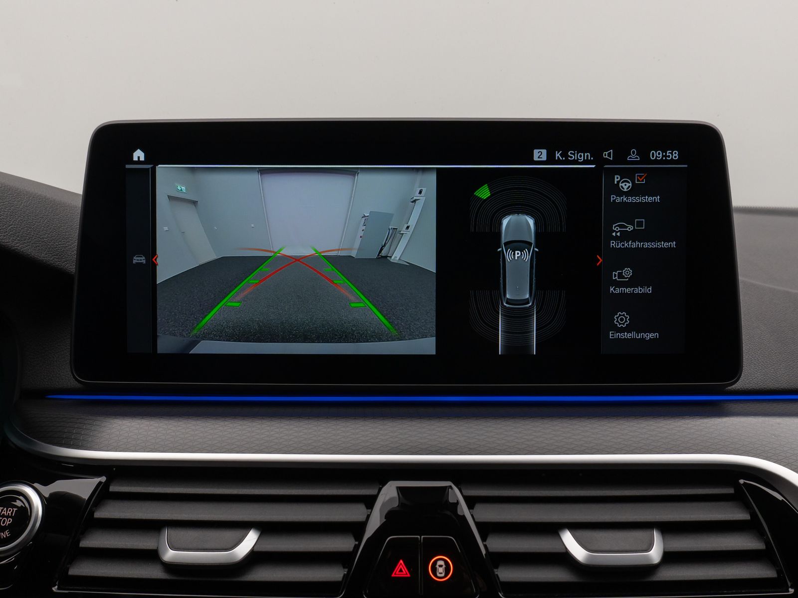 Fahrzeugabbildung BMW 540d xD M Sport Pro Kamera HUD DAB H/K AHK Alarm