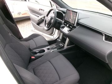 Toyota Corolla Cross - 9