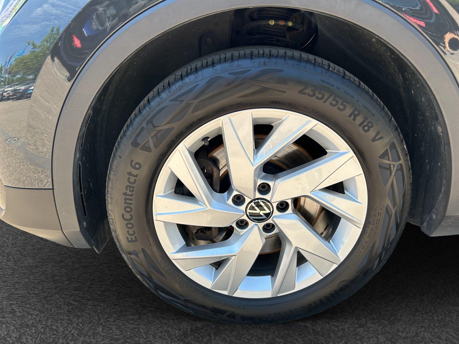 Volkswagen Tiguan 2.0 TDI DSG 4Mo Elegance AHK NAVI LED PDC