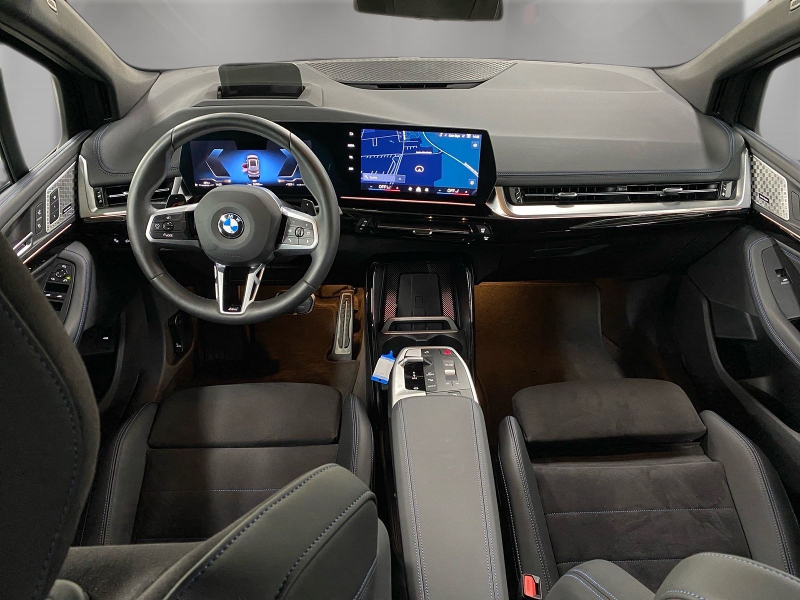 BMW 223 Active Tourer - Bild 12