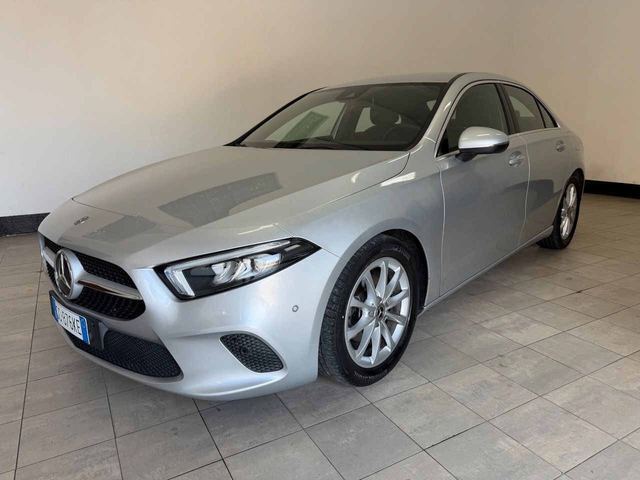 Mercedes-Benz Mercedes-benz A 180 d Automatic Sport imagem 2