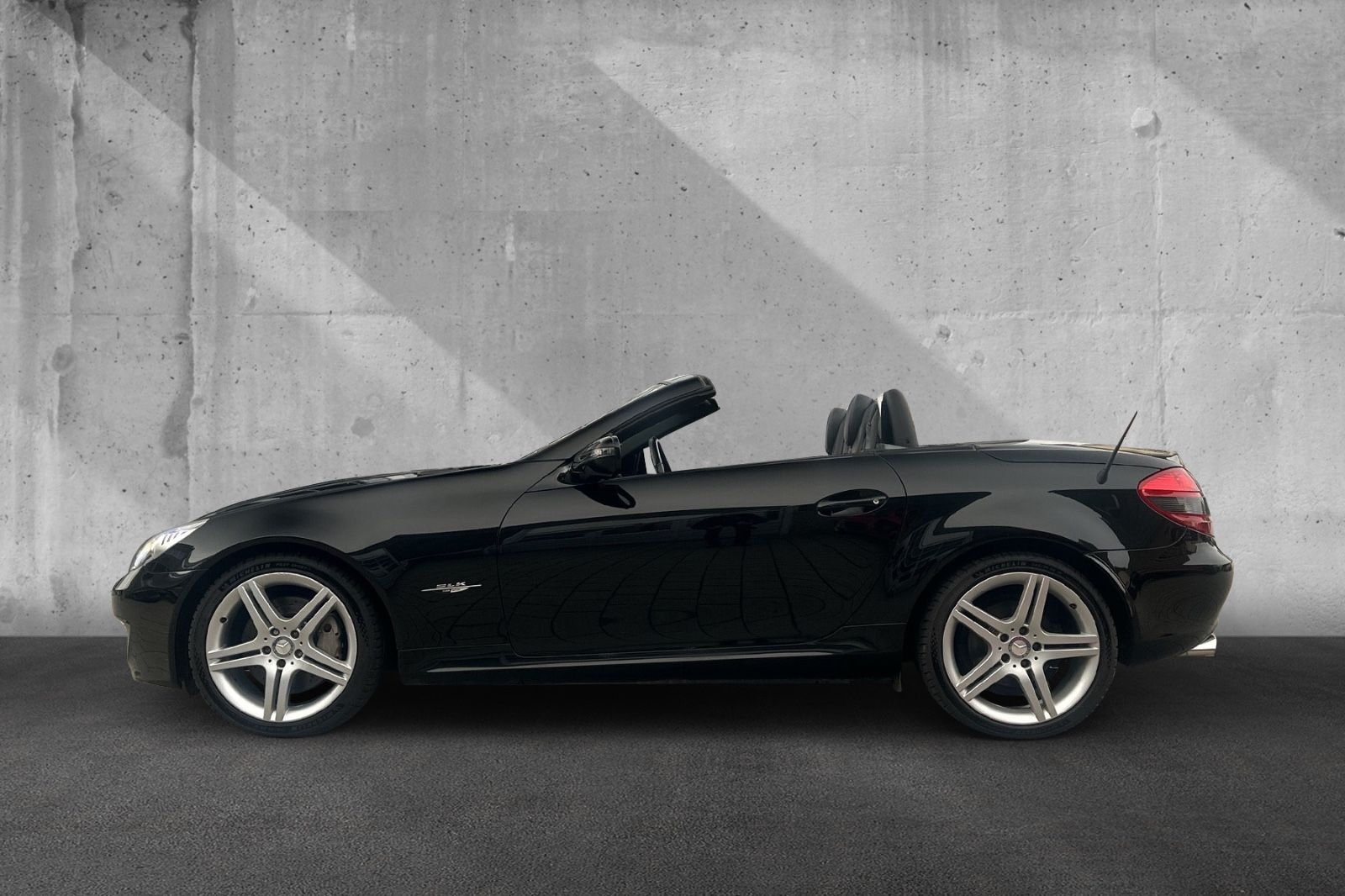 Fahrzeugabbildung Mercedes-Benz SLK 350 Roadster 2Look-Edition